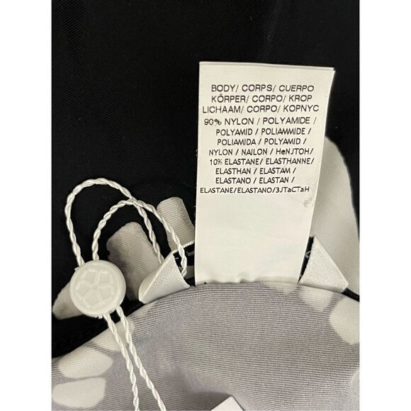 Trina Turk Tynic Top‎ Black and White women’s size small ￼ - Picture 8 of 8